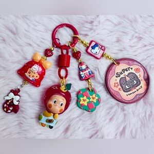 Adorable and Exquisite Keychain with “Twinkle Twinkle” Pendant